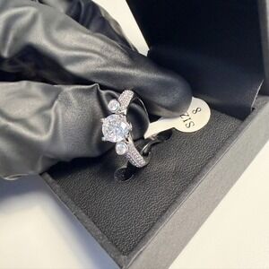 PIATELLA Silver-Toned Engagement Style CZ Ring Size 8